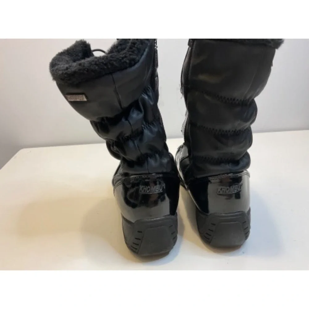 Khombu Winter Boots Womens Black Excellent Waterproof Faux Fur Lined Quilted